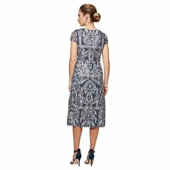 ALEX EVENINGS NAVY BLUE SILVER ROSETTE EMBROIDERED FLARE DRESS size 14P - Picture 2 of 10